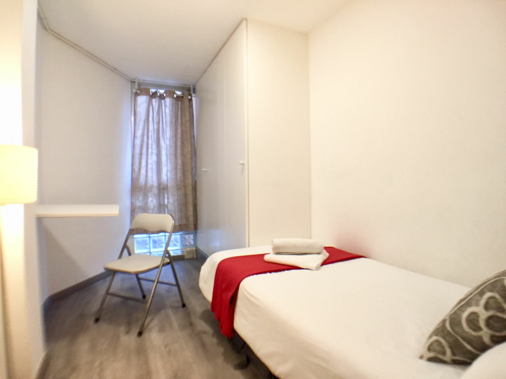 Charm Sagrada Familia Apartment Barcelona Ngoại thất bức ảnh