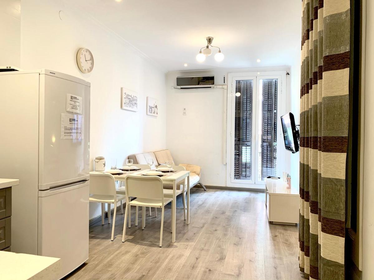 Charm Sagrada Familia Apartment Barcelona Ngoại thất bức ảnh