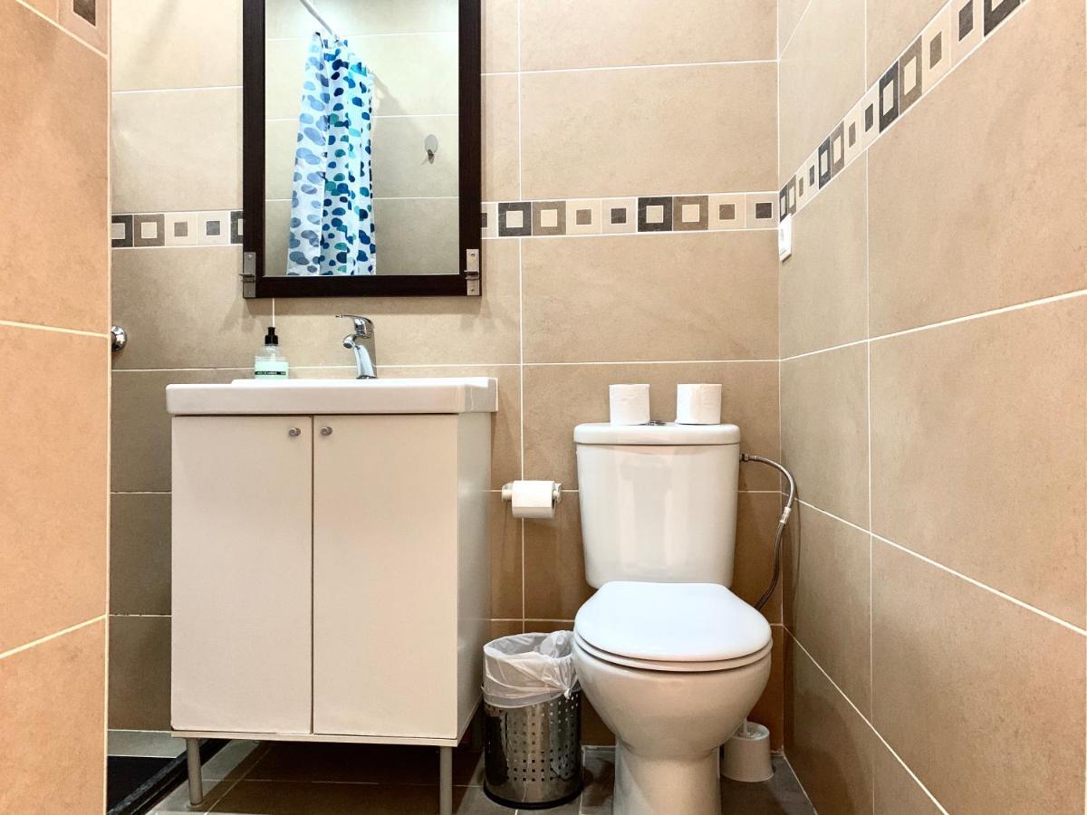Charm Sagrada Familia Apartment Barcelona Ngoại thất bức ảnh